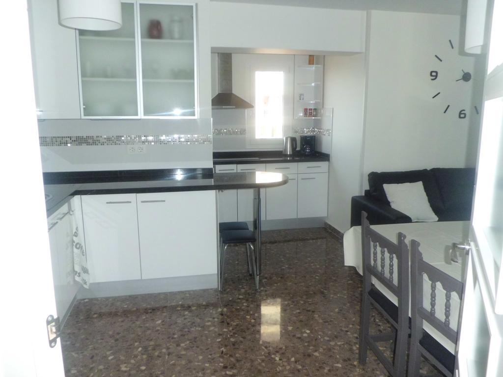 Apartment Alcalde Manuel Catalán Chana Benidorm Habitación foto